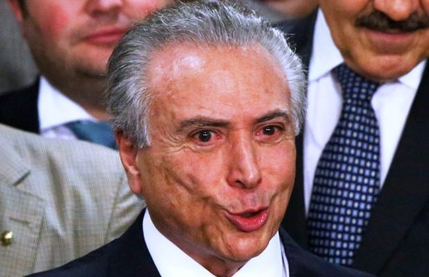 temer-rindo