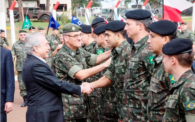 temer-e-exercito