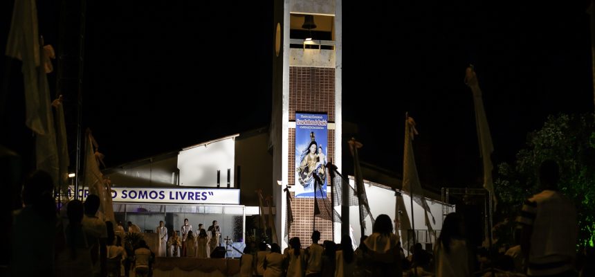 Terceira noite do novenário de Nossa Senhora do Rosário, padroeira de Remanso, Bahia, Brasil.