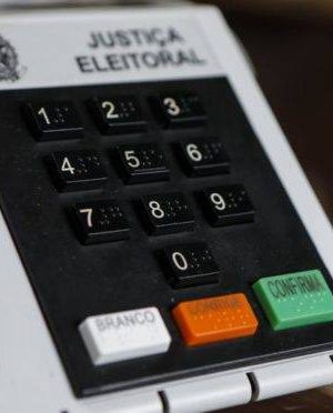 urna-eletronica-andre-rodrigues-gazeta-do-povo-660x372