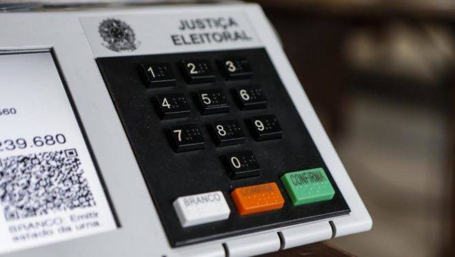 urna-eletronica-andre-rodrigues-gazeta-do-povo-660x372