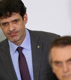 ministro-do-turismo
