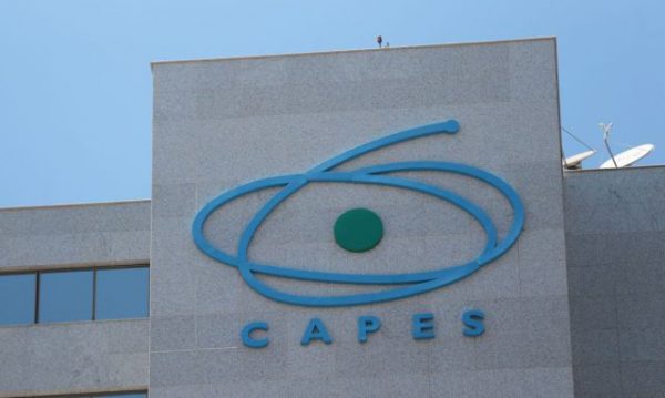 capes