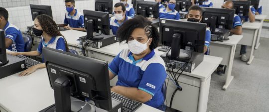 cursos-tecnicos-foto-leo-motta-1-1200x500