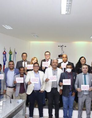 laco-branco-696x385