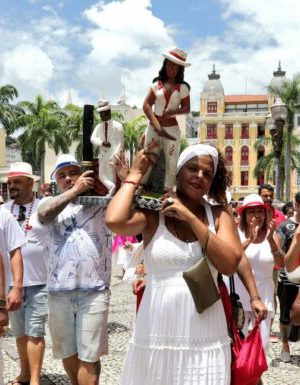 religiao-696x385