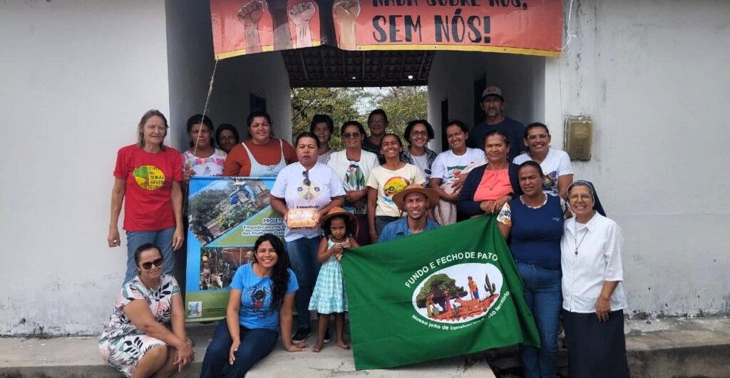 fundo-e-fecho-de-pasto